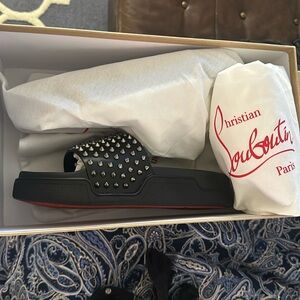 Mens Louboutin size 42 slides/fits a size 8